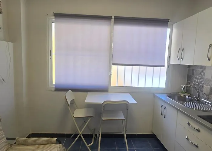 Cristina Con Bano Privado Y Mini Cocina * קורלחו