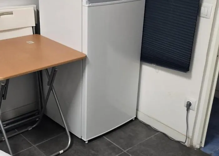 אכסניה Cristina Con Bano Privado Y Mini Cocina קורלחו