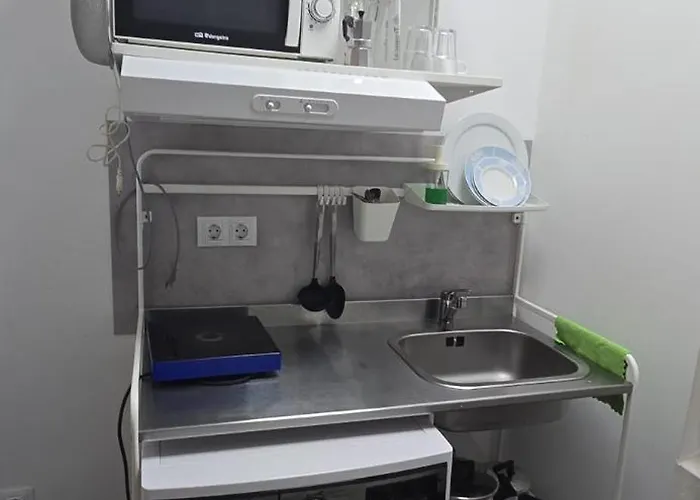 Cristina Con Bano Privado Y Mini Cocina קורלחו