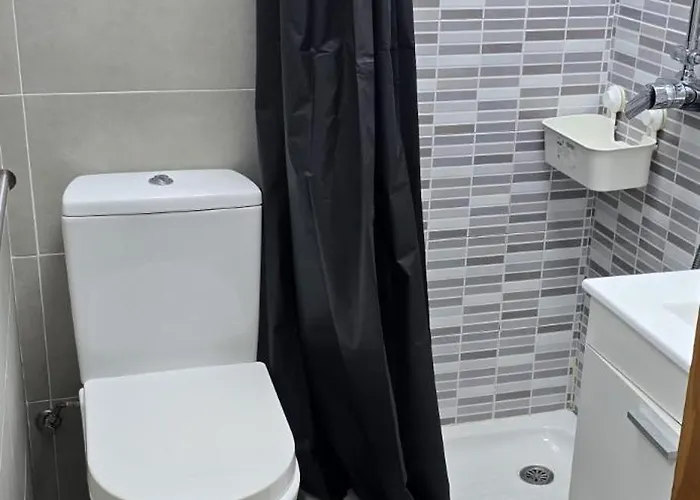 Cristina Con Bano Privado Y Mini Cocina אכסניה קורלחו